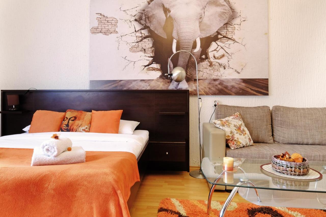 Apartment Alexandria Belgrado Esterno foto