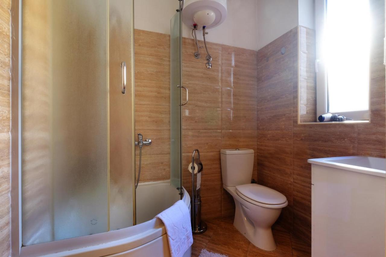 Apartment Alexandria Belgrado Esterno foto